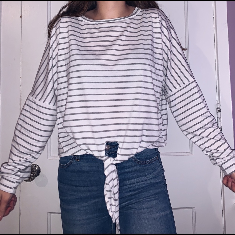 Cropped Tee with Tie